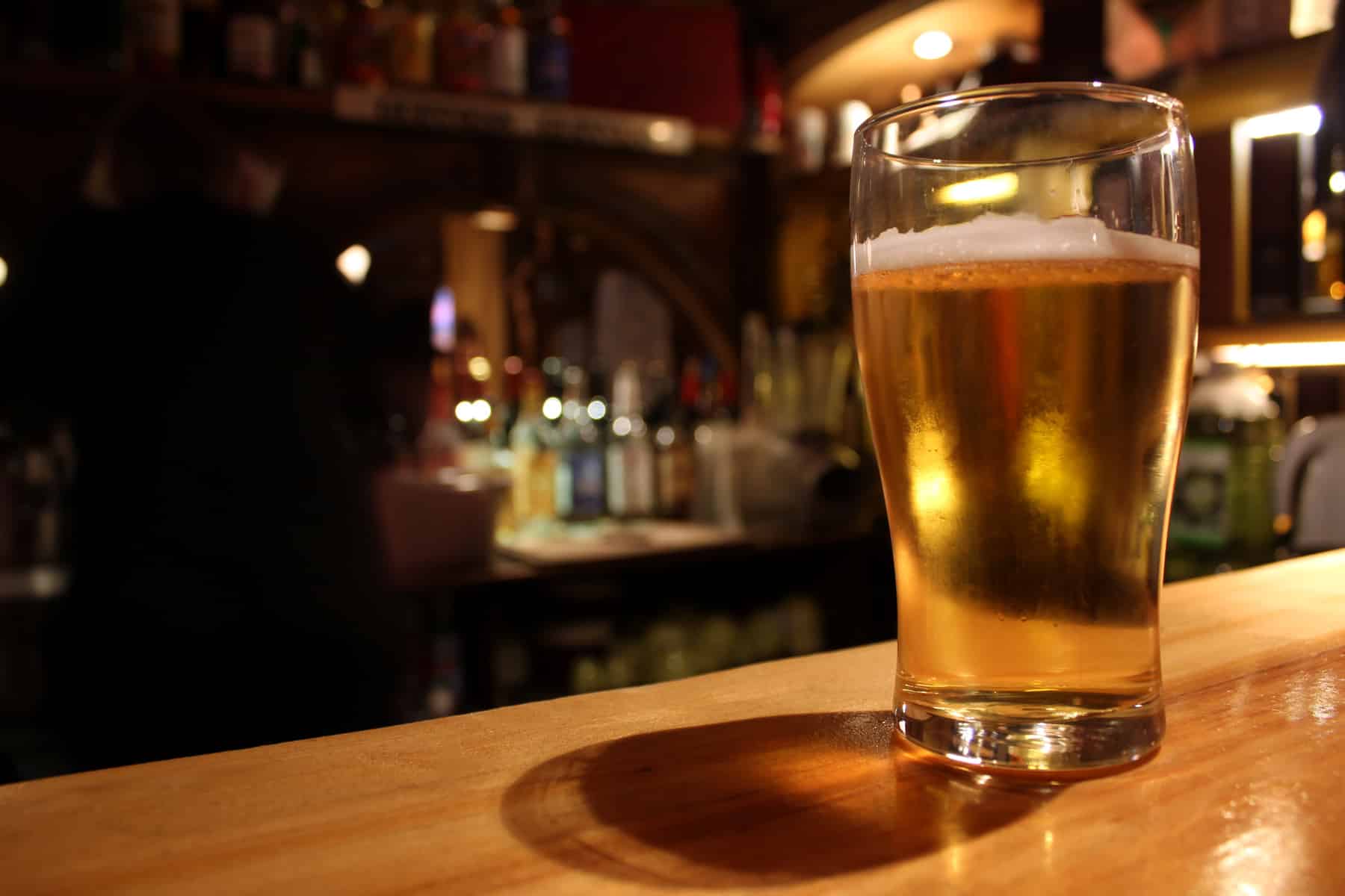 Friare regler för barer, bryggerier, och restauranger med en modern alkoholpolitik